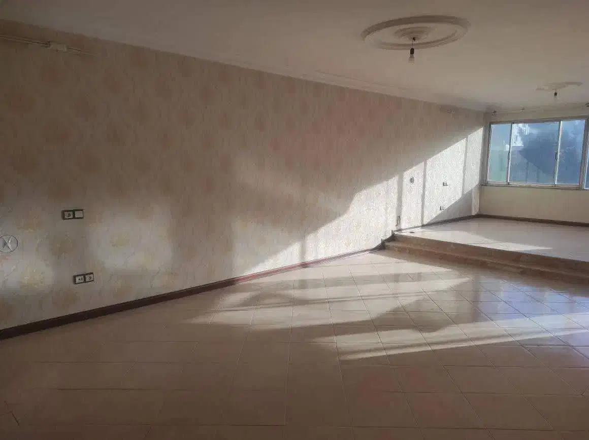 ۱۵۰متری*صارمی*۲خواب*پارکینگ