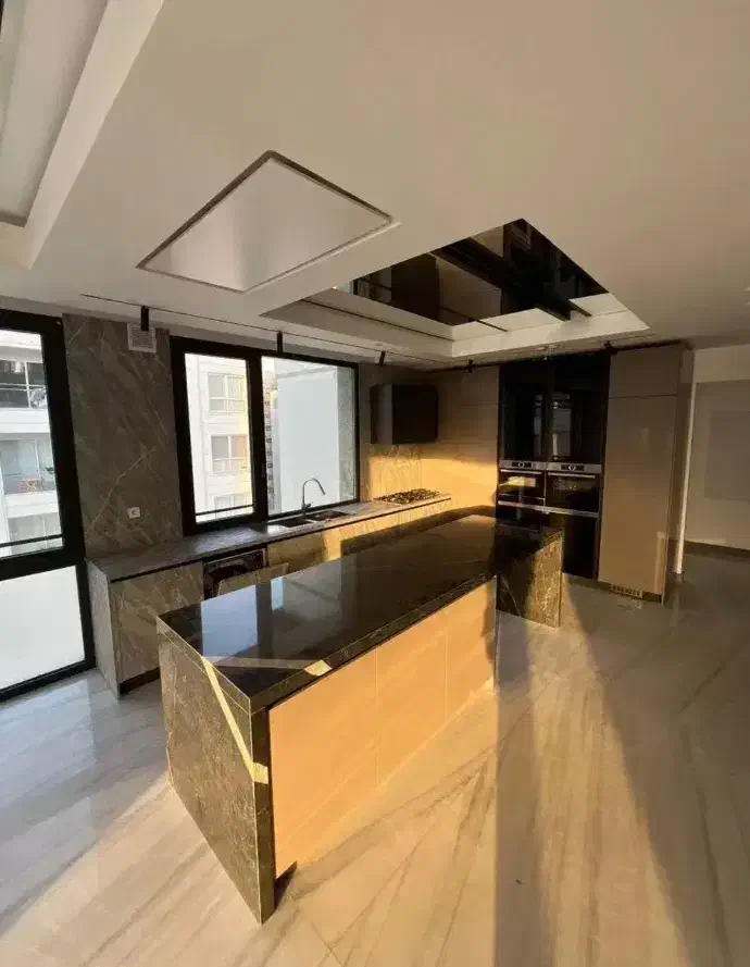 اوایل صارمی _ ۹۰ متر نوساز _ دونبش _ فرصت استثنایی