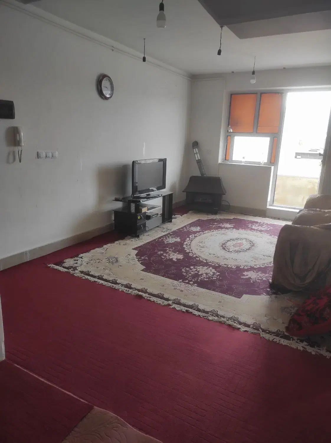 خانه مبله در جم