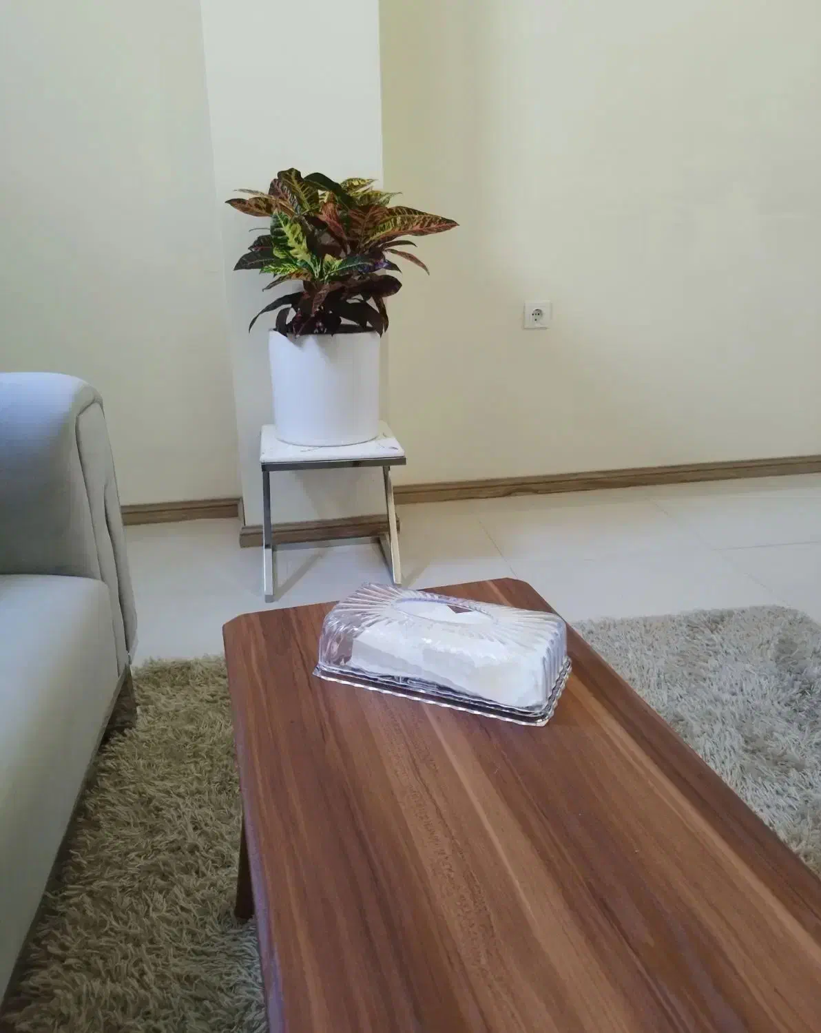 هم خونه خانم ۲۸تا ۳۸سال