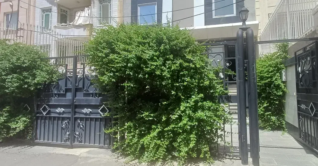 ۶۰ متر دفتر کار ۳ راه خیام آسانسور دار دو خواب