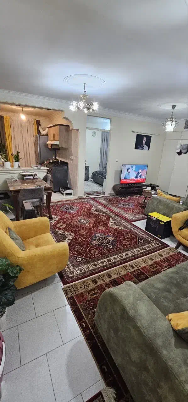 اجاره ۵۵ متری خوش نقشه دارای پارکینگ غیرمزاحم سند