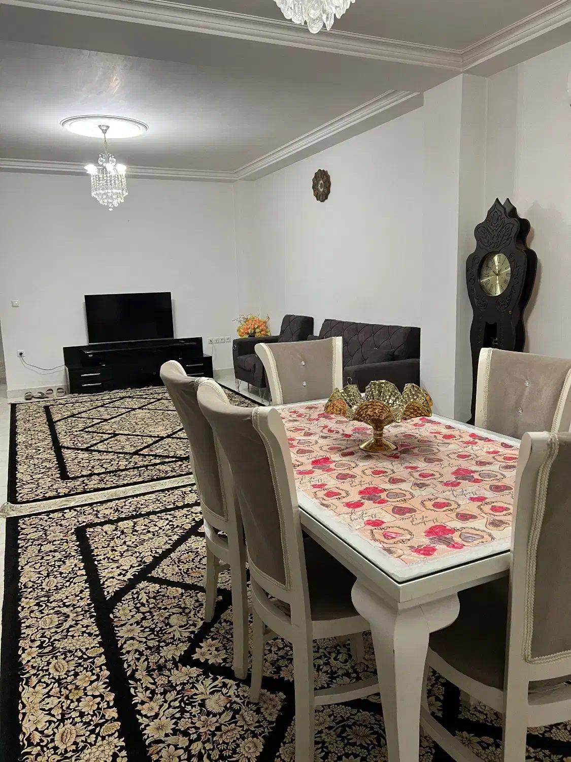 اجاره روزانه هفتگی ماهانه منزل شیک مرکز شهر آستارا