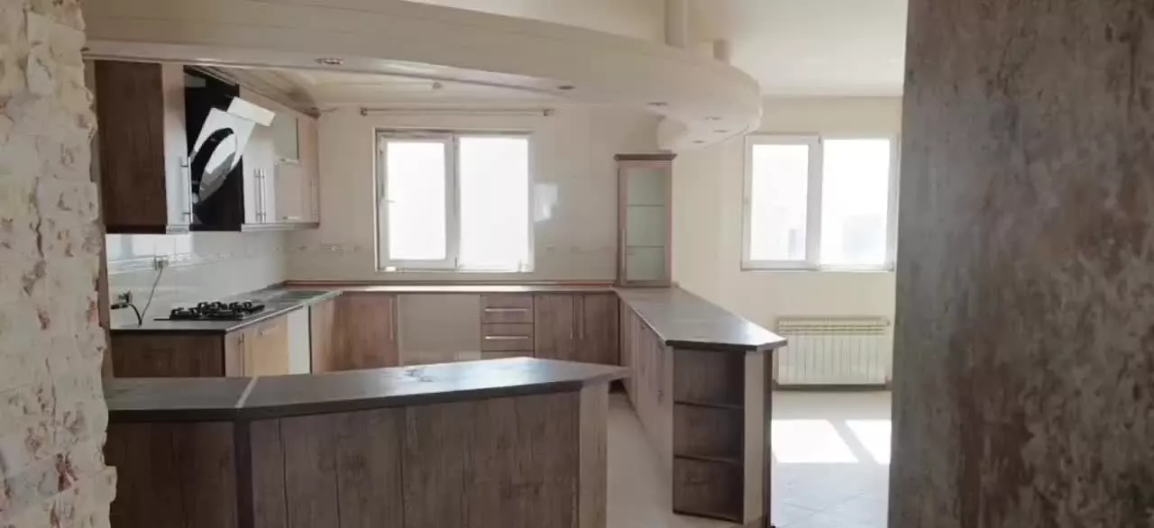 پنت هوس ۲۲۰متری هشتگرد فاز یک مهستان خ آسمان