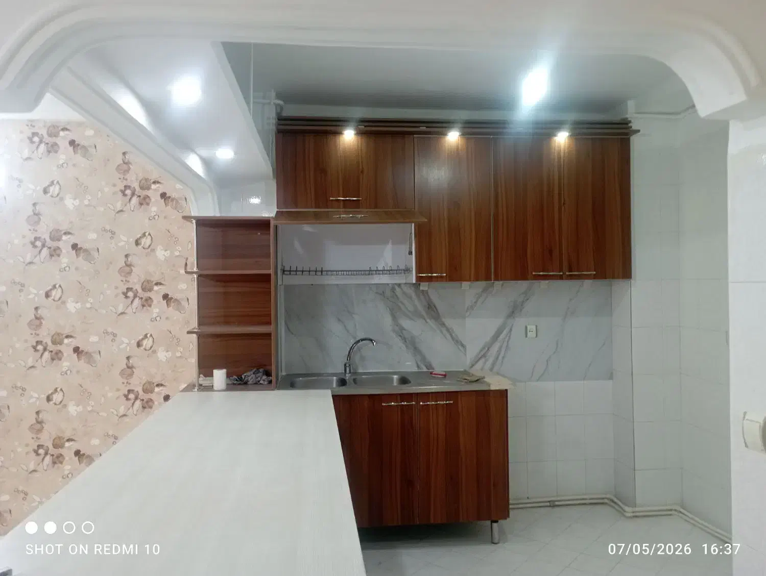 ۶۰متری سندار