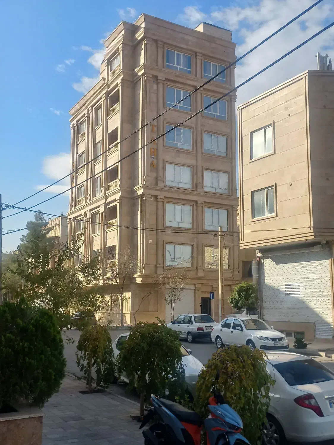 اپارتمان ۹۰ متر اندیشه