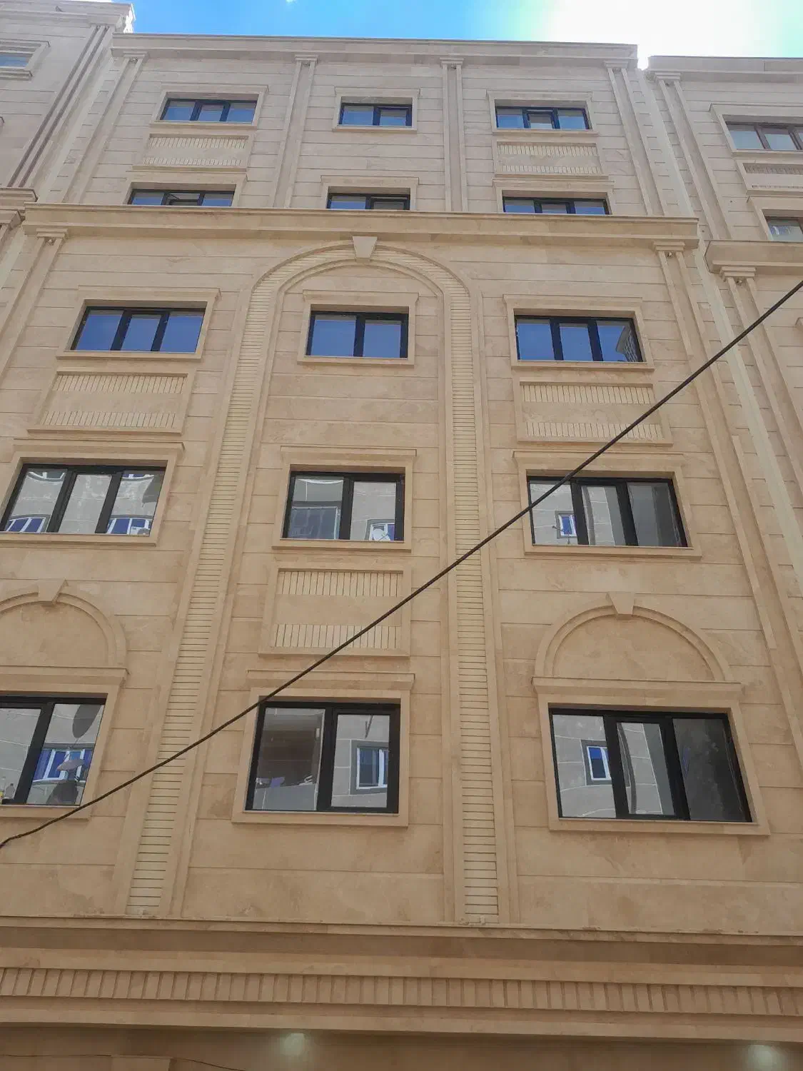 ۱۴ متر مغازه بر خیابان ۲۴ متری مرزداران