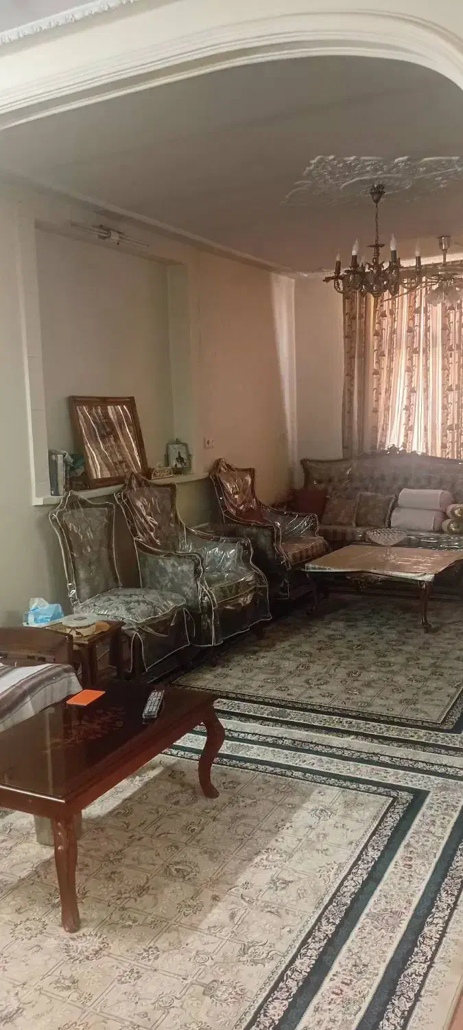 خانه دو طبقه