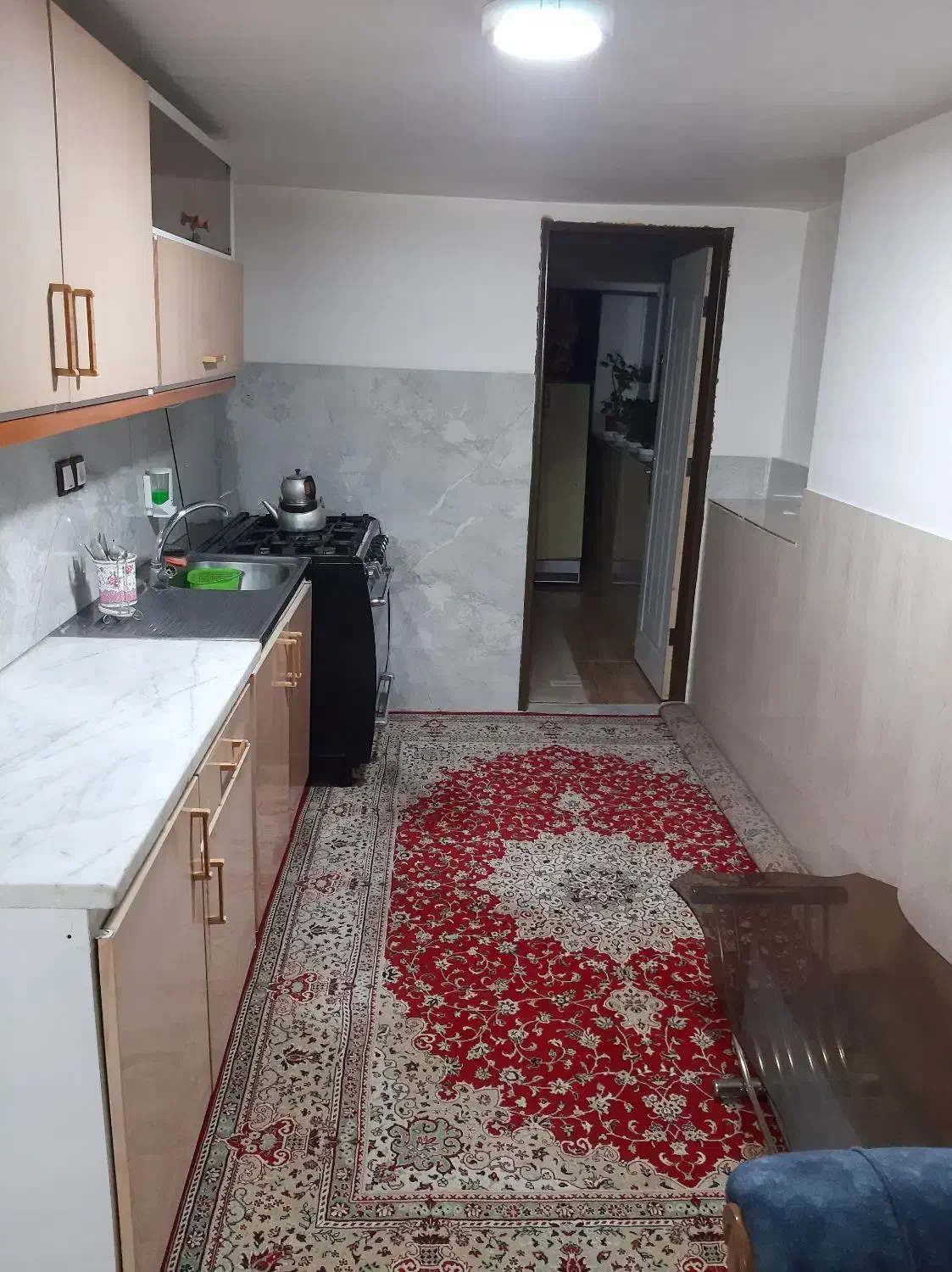 سوئیت اجاره ای درداخل شهر تمیز شیک وپارکینگ