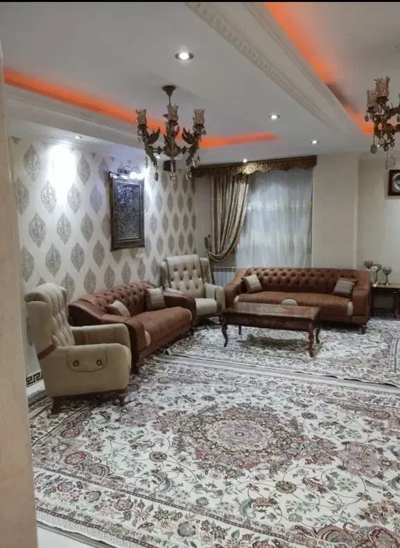 ۸۰ متری فول امکانات