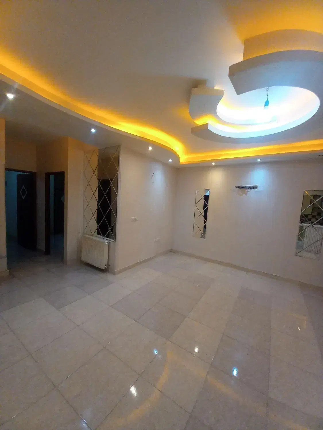 فروش آپارتمان ۶۴ متری ط اول (فول امکانات)