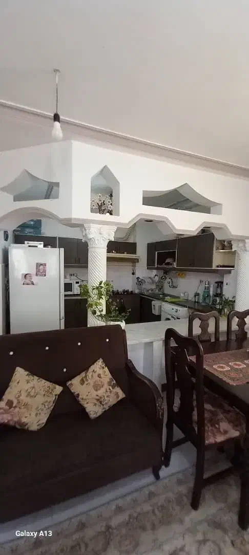۹۰ متر ۲ خواب شمسی پور رشتیان