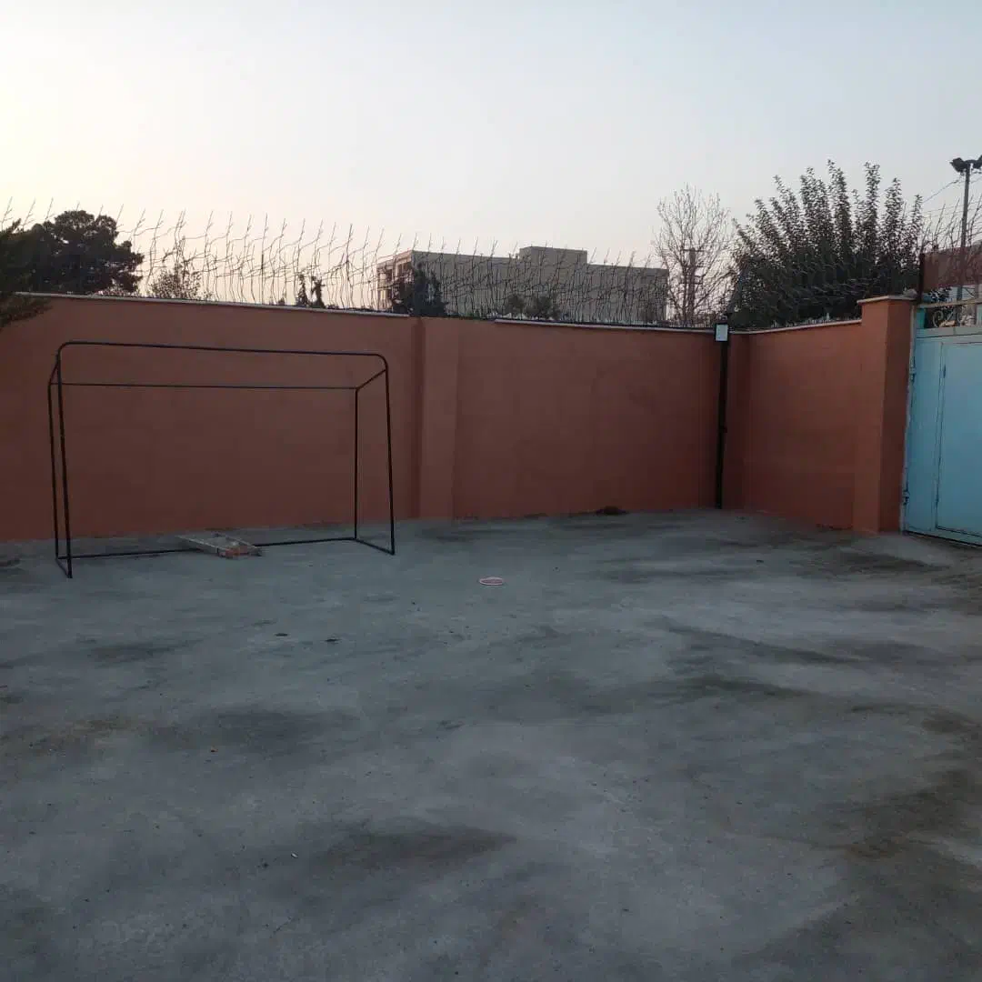 ملک ویلایی (مدارس ، ساختمان پزشکان و مراکز خدماتی)