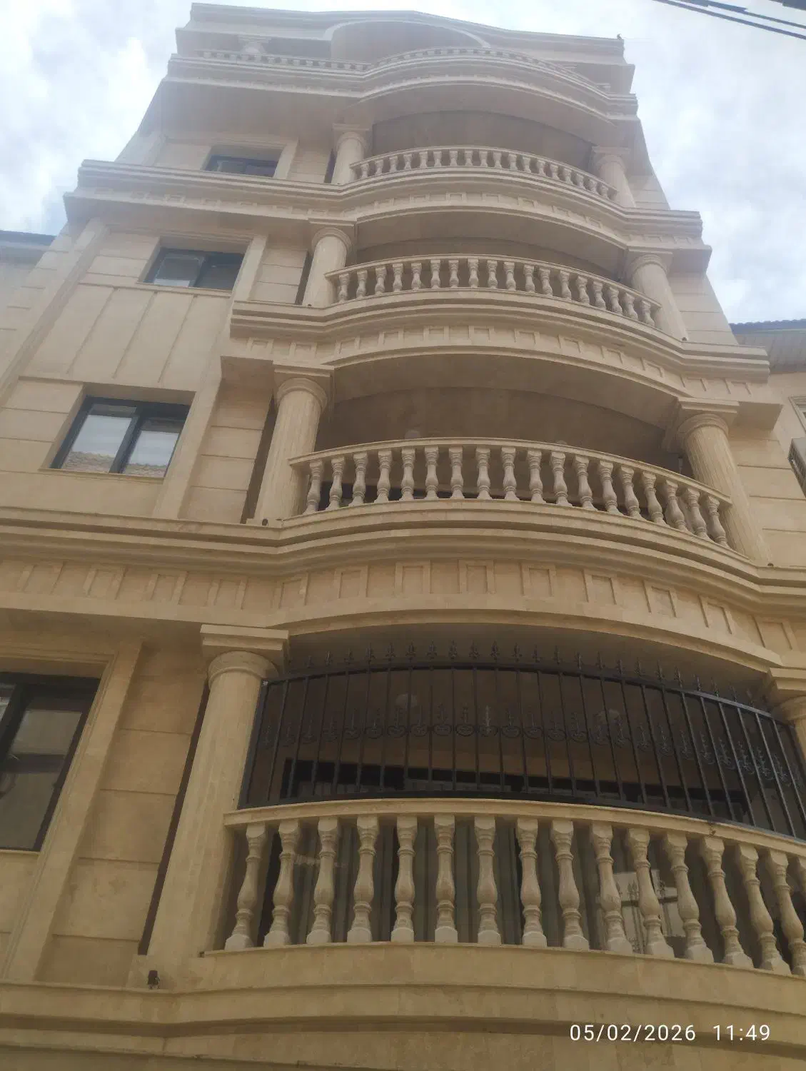 ۱۶۰ متری اجاره ای حمزه کلا