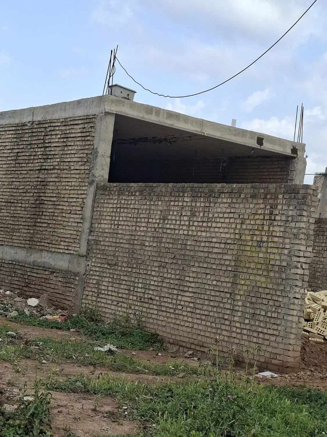 ملک ۸۰متری