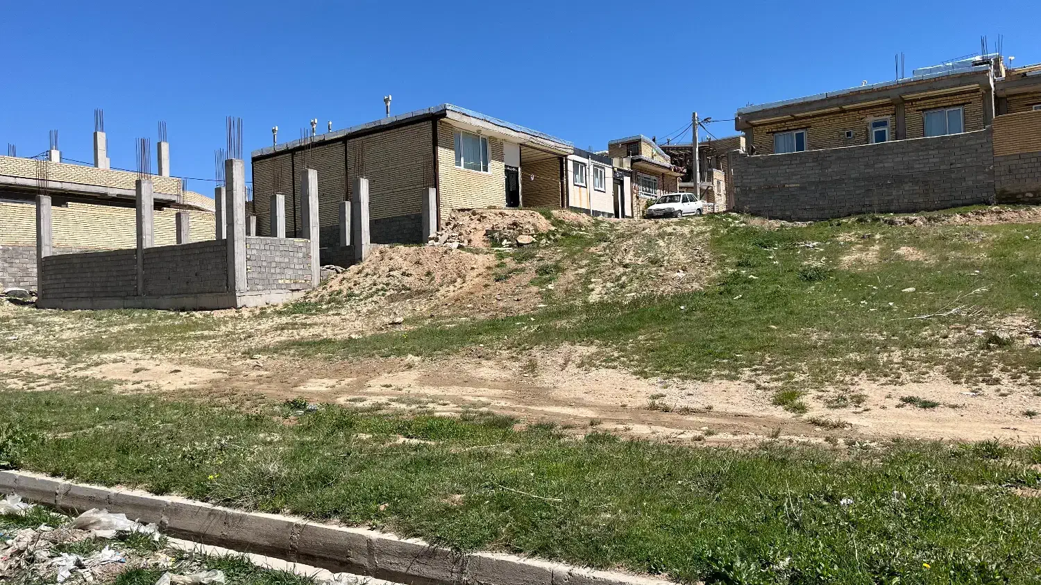 زمین دو نبش در شریف آباد هواشناسی