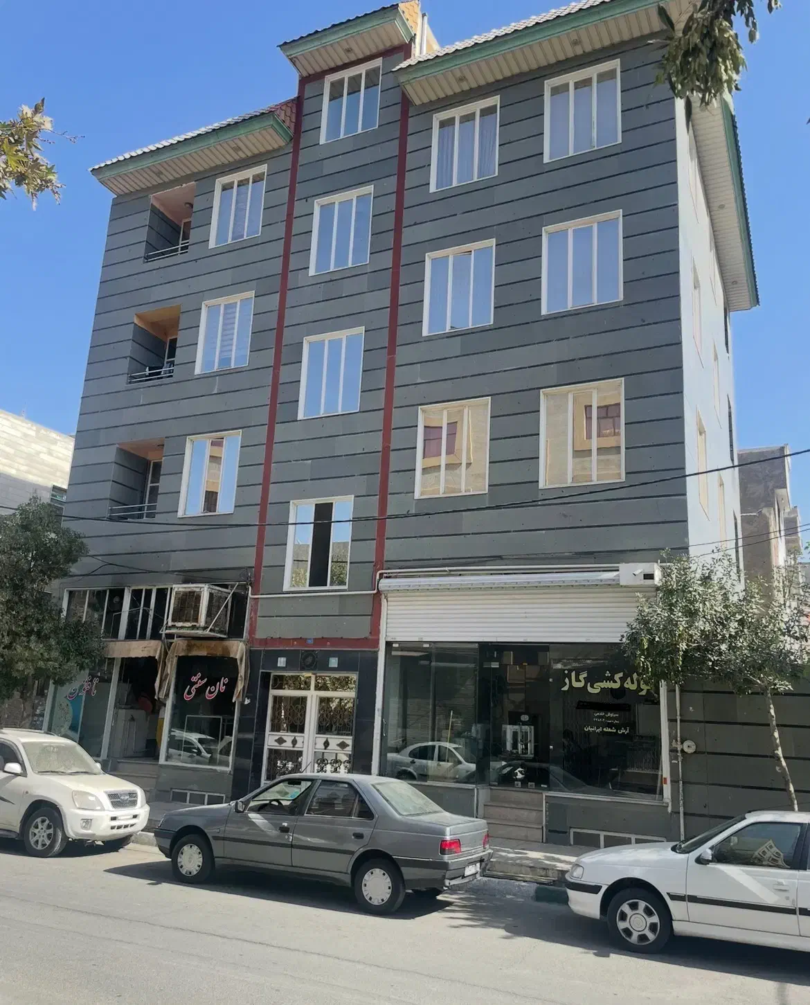 اجاره مغازه ۴۰ متری خیابان امام رضا