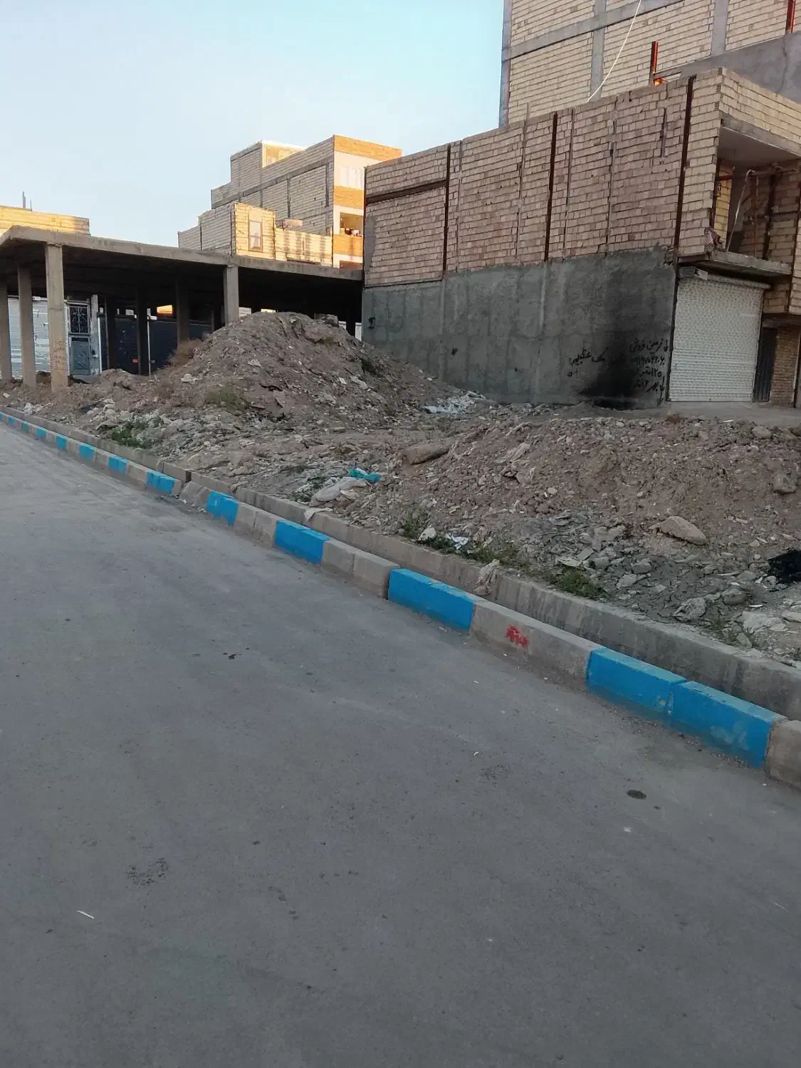 زمین  مهدی آباد