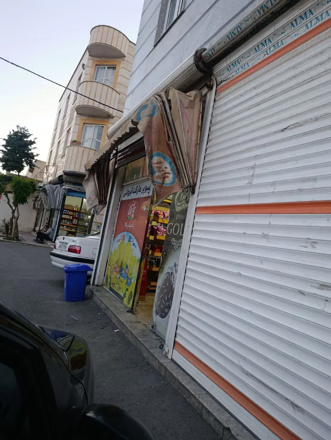 مغازه ۲ باب در شهرک چمران محمدشهر زیبادشت