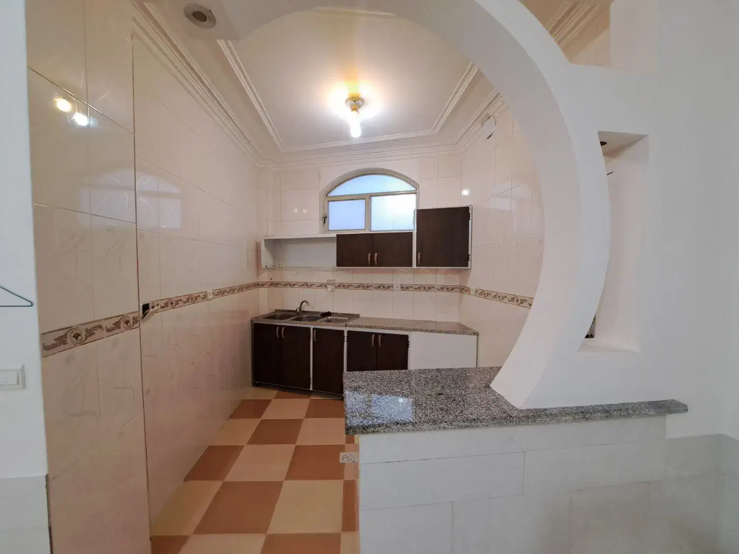 اجاره طبقه همکف