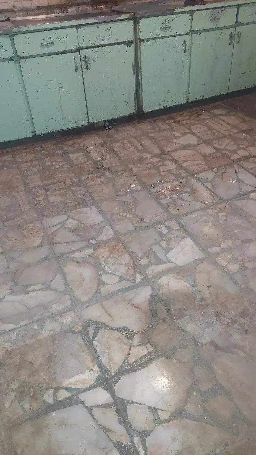 منزل  قدیمی ویلایی فرگاز