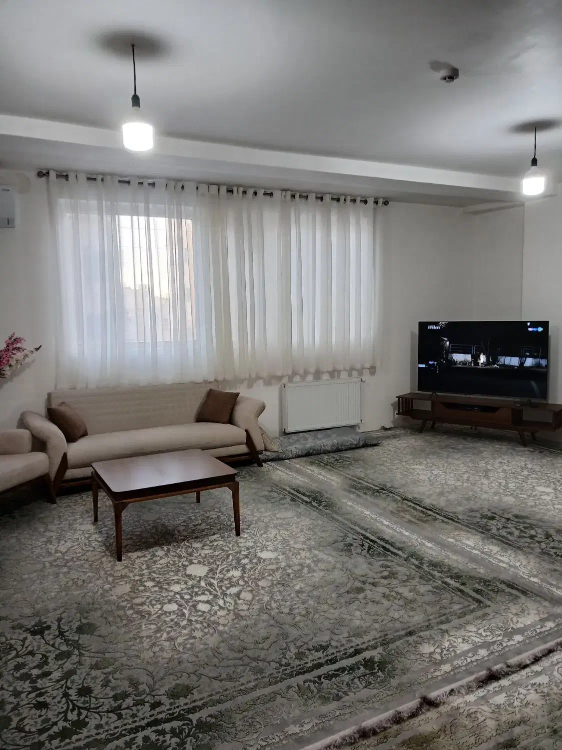 آپارتمان دو خواب بر بلوار قائم