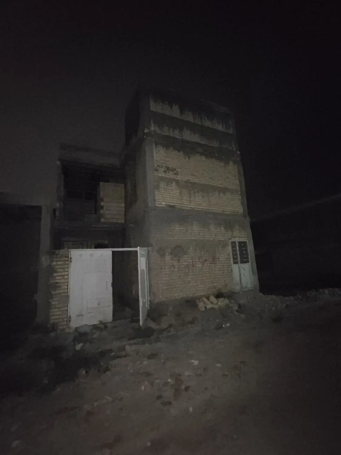 اسکلت دوطبقه 90 متری دو خواب