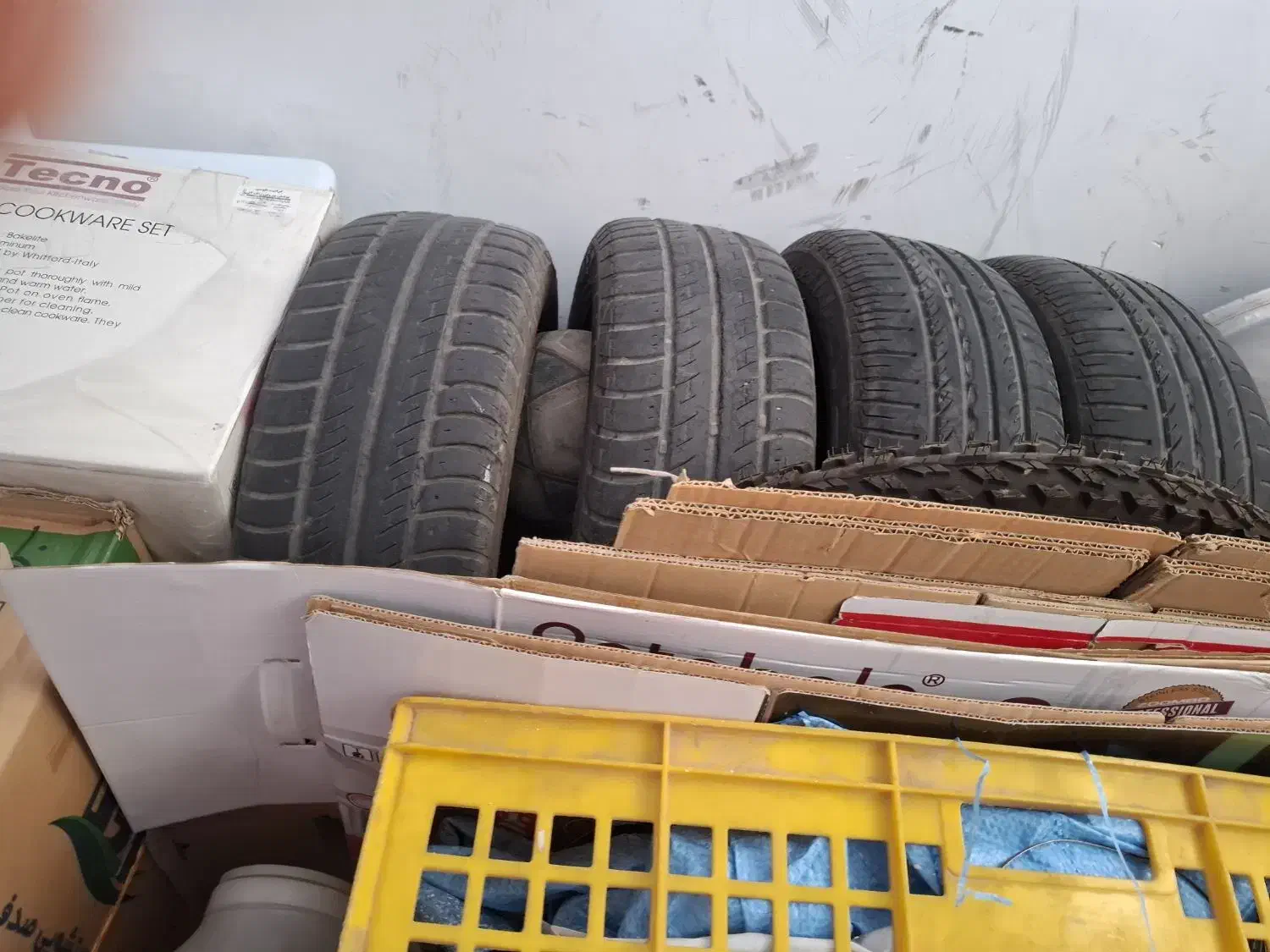مغازه فروشی