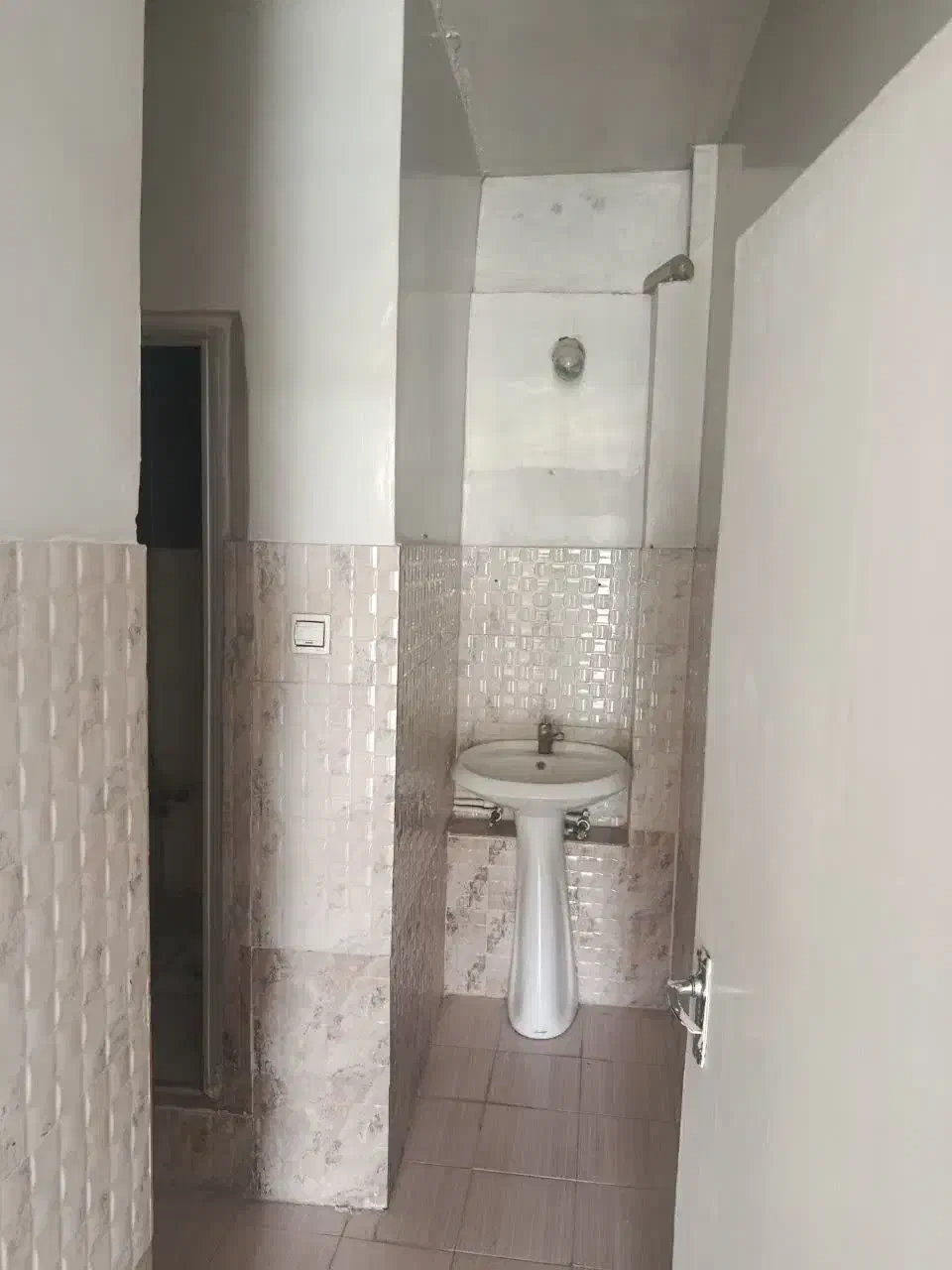یک باب منزل مسکونی