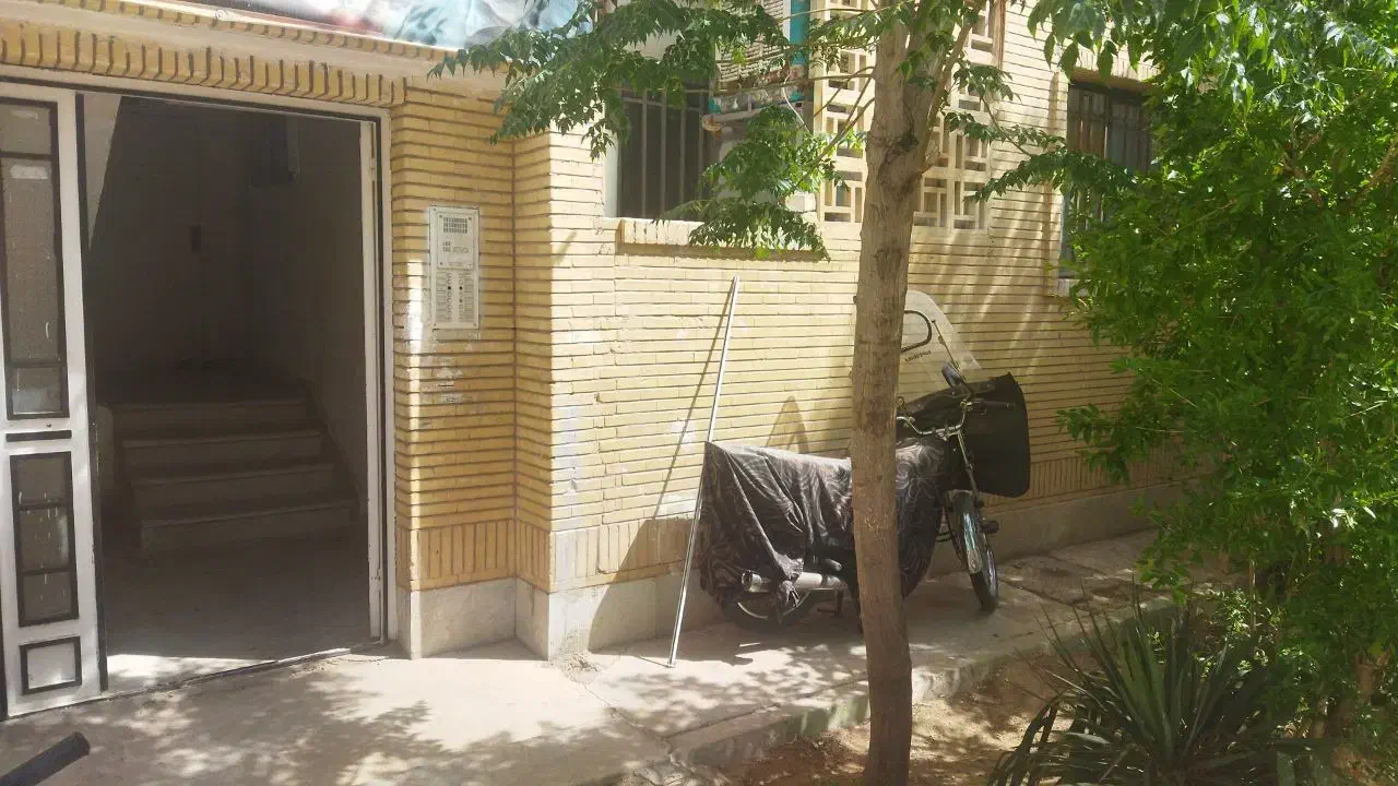 آپارتمان 60 متری، مجتمع گلستان ،سند شش دونگ
