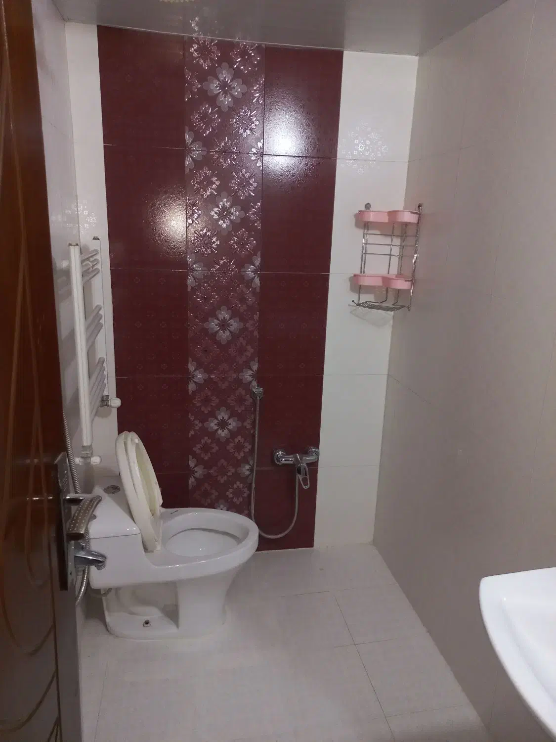 اجاره همکف در برازنده