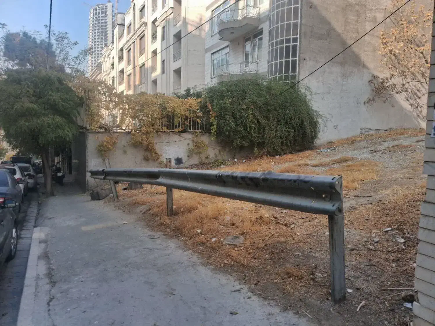 کلنگی ۴۰۱متر زمین قسمتی قابل تهاطر