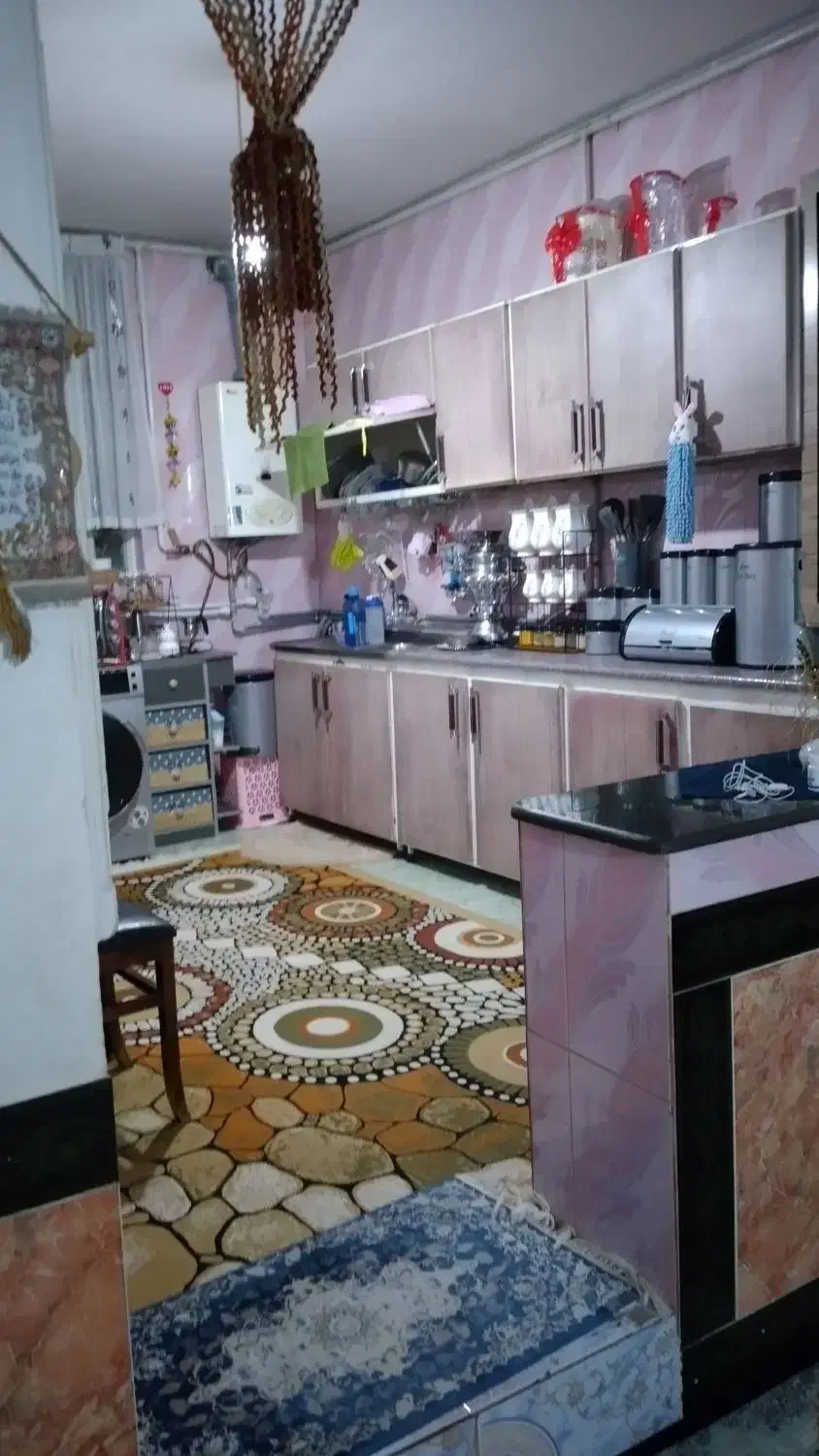 دو طبقه پشته حسین آباد