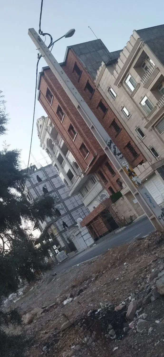 زمین تجاری مسکونی جنوبی 240متر دوکله