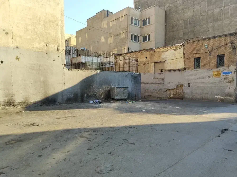 ۲۰۷ متر زمین‌ سند تک برگ