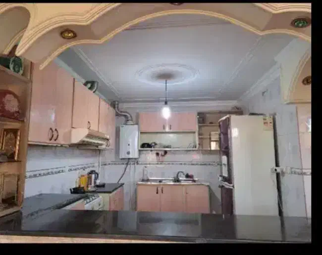 منزل ۲۲۰متردوخوابه با پارکینگ در باجگاه