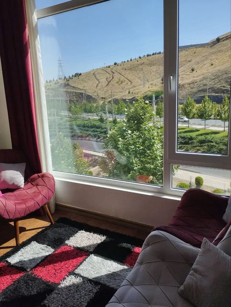 فروش آپارتمان روبروی پارک کودک ردیف اول روی بلوار