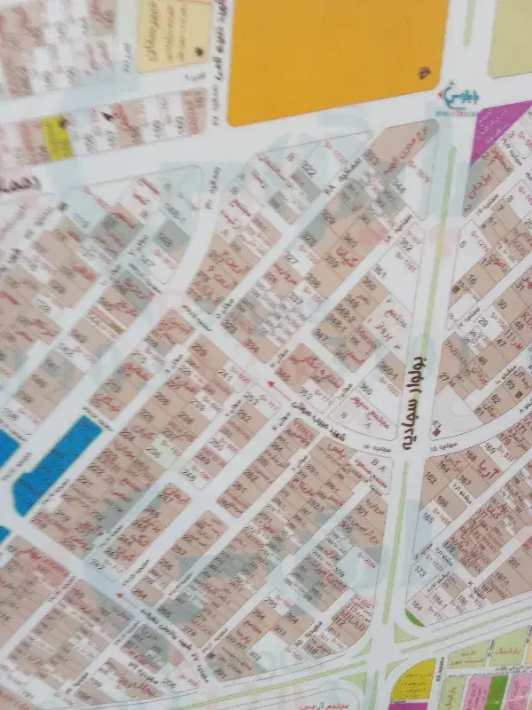 زمین 300متر جنوبی، محدوده ازادشهر