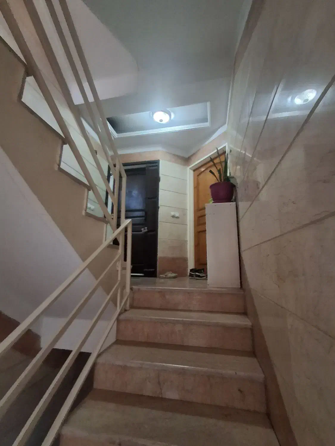 ۶۰متر یکخواب سردار جنگل شمال طبقه اول