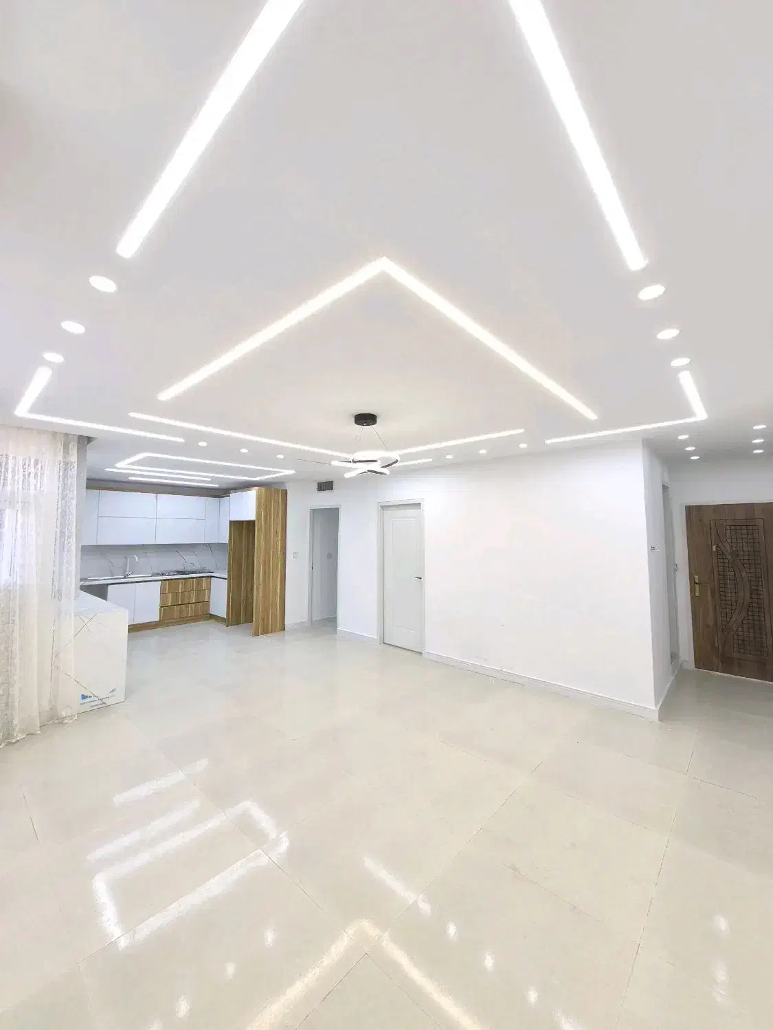 ۸۵متر۲خواب_پارکینگ سندی_آگهی و قیمت واقعی_اندیشه