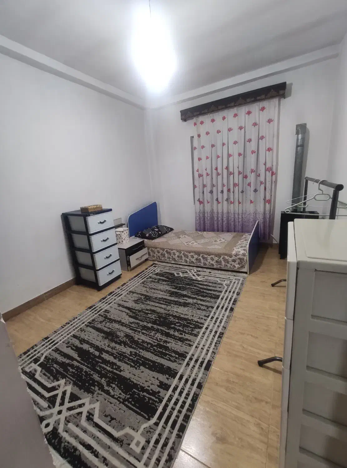 اجاره منزل ویلایی تک خواب مبله حیاط دار