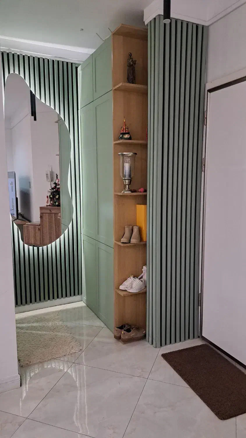 برج مجلل سولماز  ۱۲۰ متری