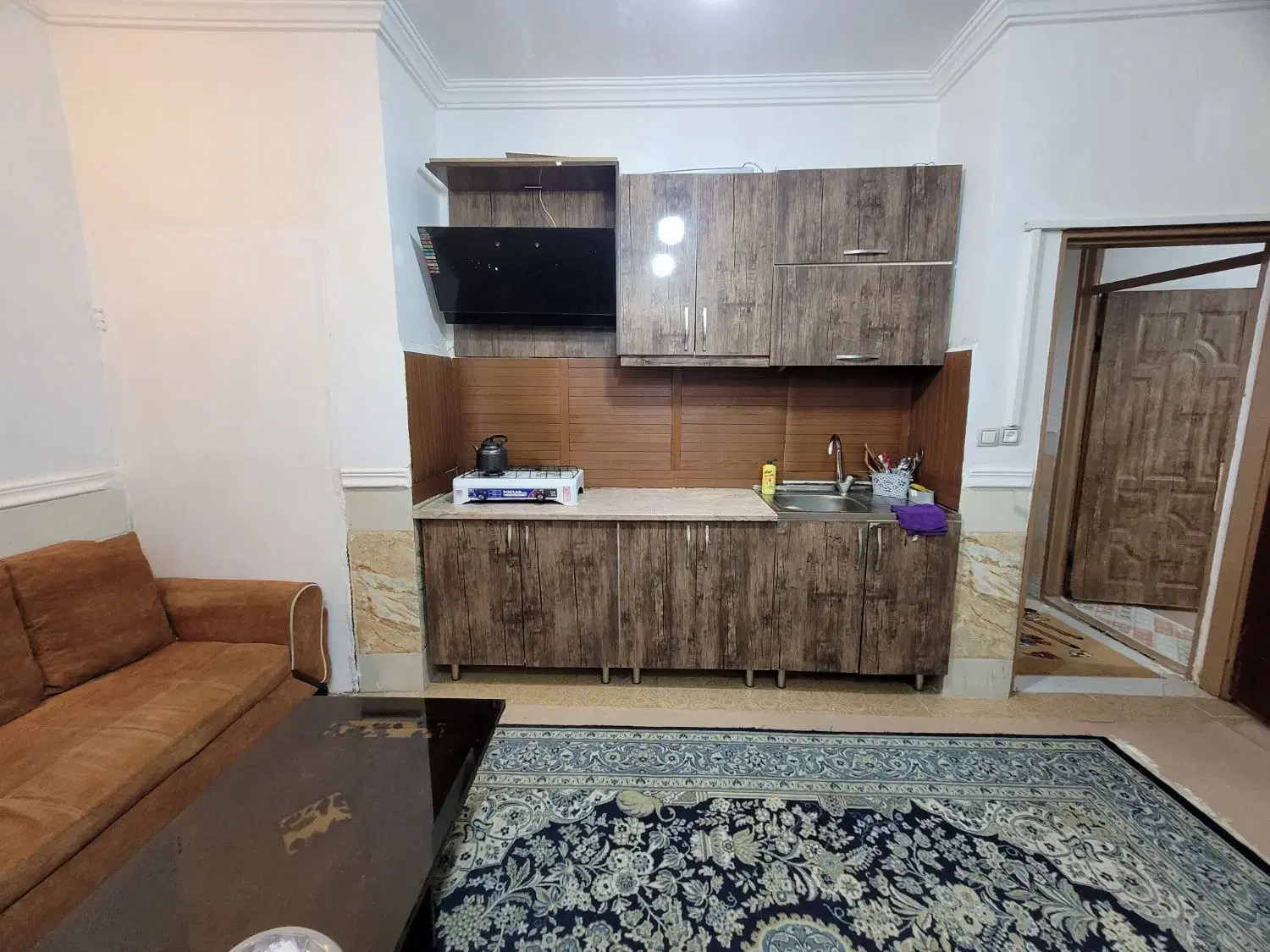 همکفت ویلایی پارکینگ و حیاط مستقل و تمیز