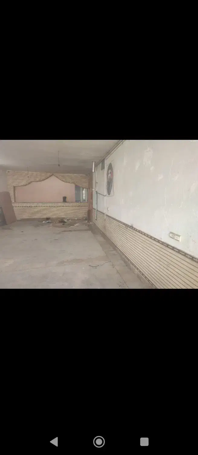 ساختمان مسکونی