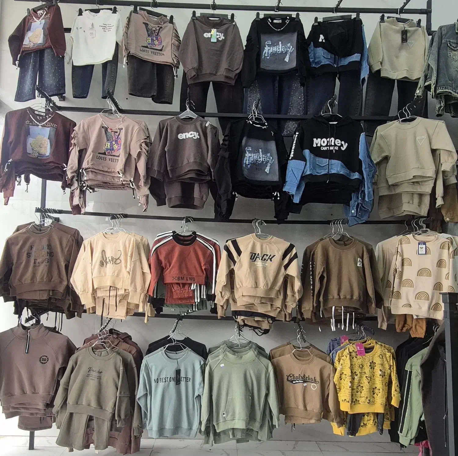 واگذاری مغازه لباس فروشی