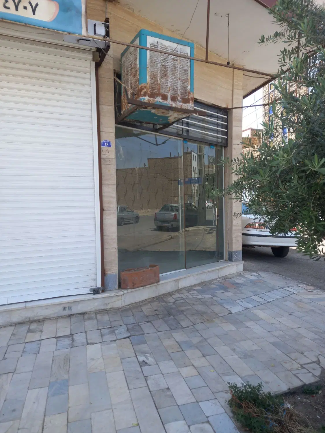 اجاره مغازه در ابتدای خیابان میلاد