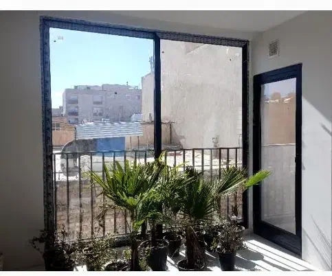 فروش 100 متر سه خواب بهداری