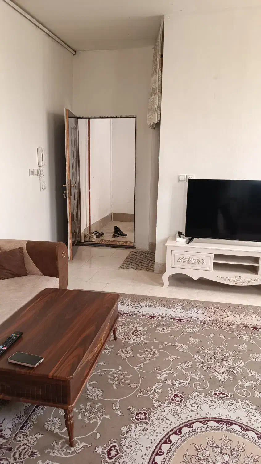 68متر طبقه سوم سردونبش