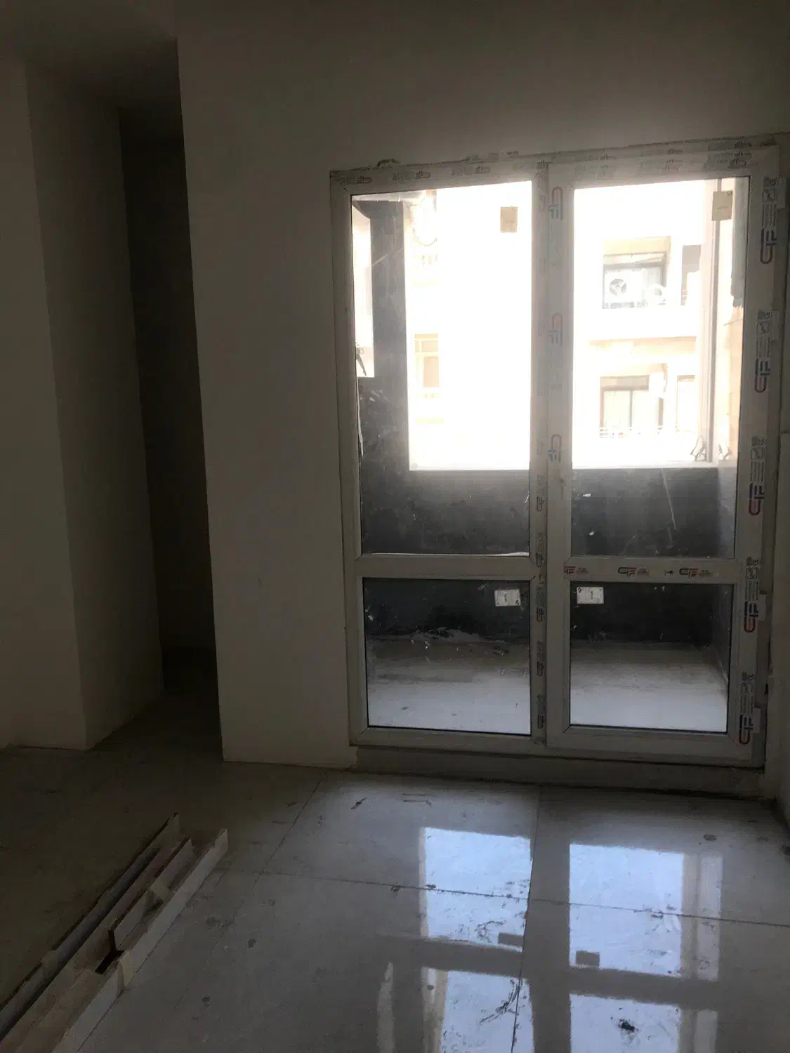 آپارتمان ۱۰۰ متری تازه ساز حاشیه اقدسیه رهن واجاره
