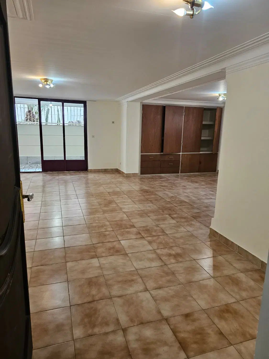 اجاره اداری  امیر کبیر غربی توحید ۴۰